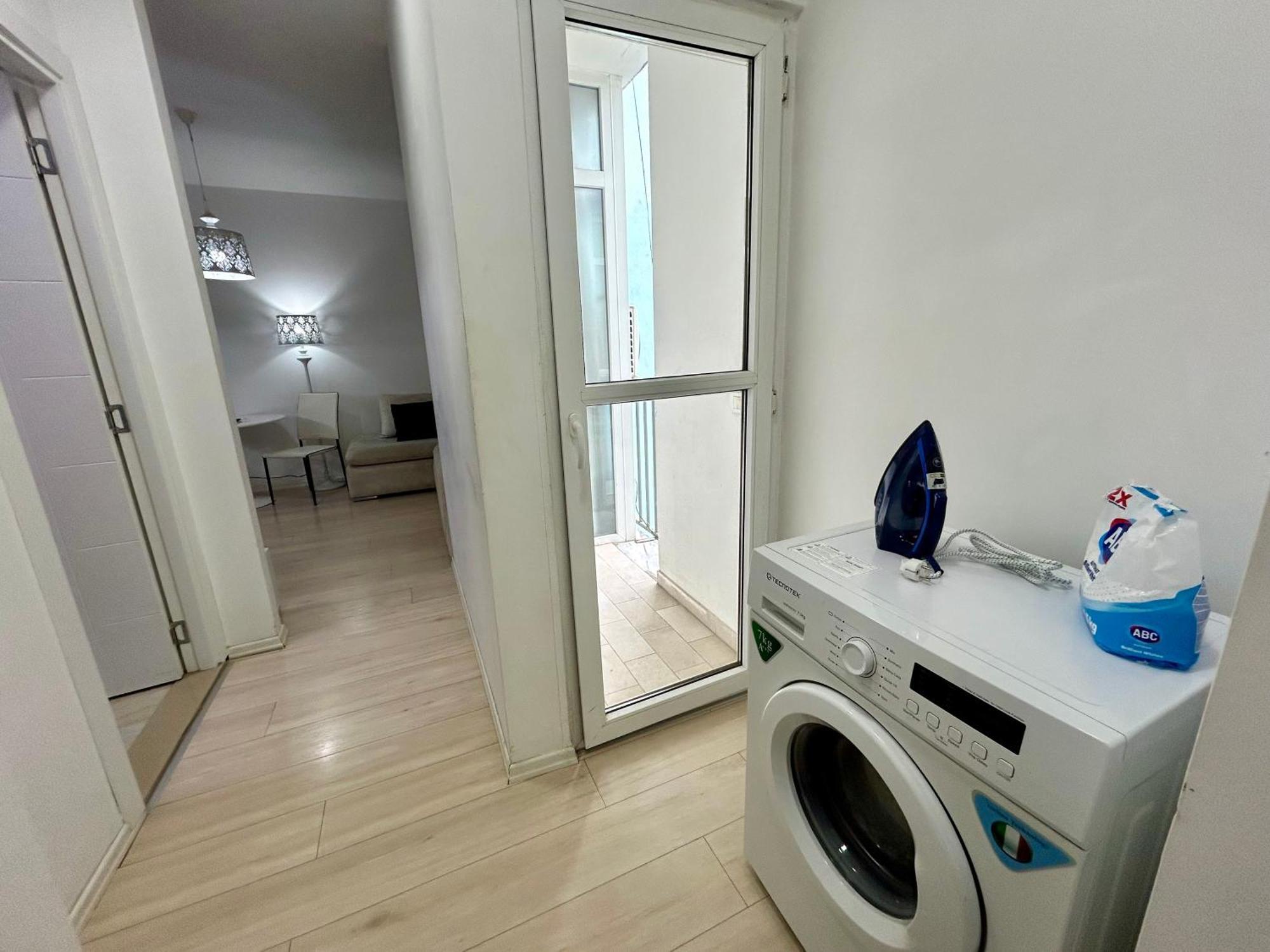 A&X Lovely And Central Apartment - 24H Self Check-In Tirana Zewnętrze zdjęcie