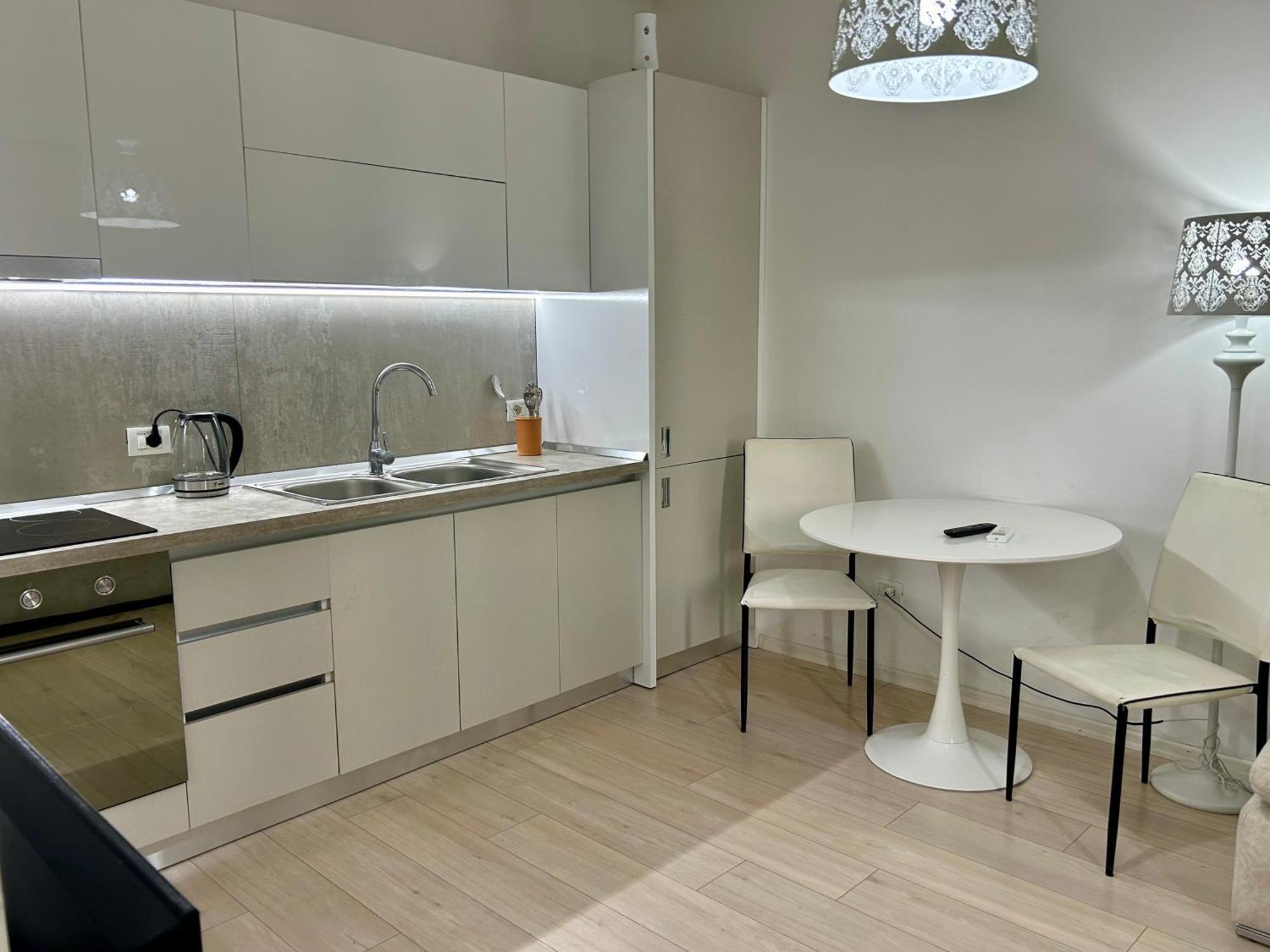 A&X Lovely And Central Apartment - 24H Self Check-In Tirana Zewnętrze zdjęcie